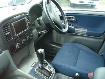 2003 Suzuki Escudo Photos