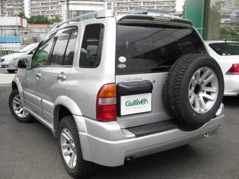 2003 Suzuki Escudo Photos