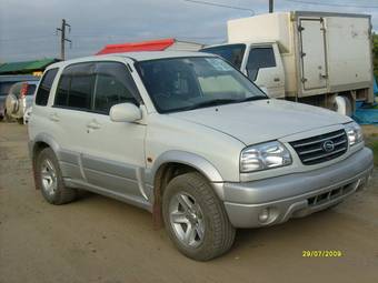 2003 Suzuki Escudo Photos