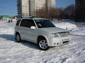 2003 Suzuki Escudo Pictures