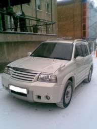 2004 Suzuki Escudo Pictures