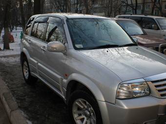 2004 Suzuki Escudo Pictures