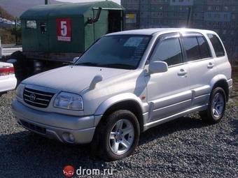 2004 Suzuki Escudo Pictures