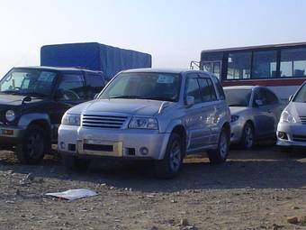 2004 Suzuki Escudo Pictures