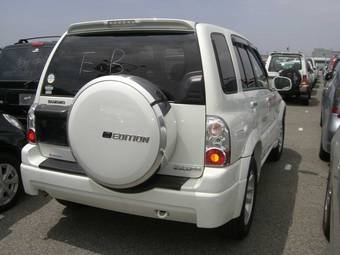 2004 Suzuki Escudo Pictures