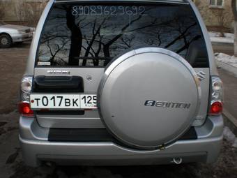 2004 Suzuki Escudo Pictures