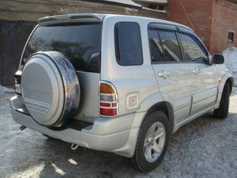 2004 Suzuki Escudo Photos