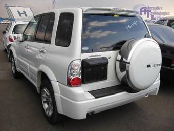 2004 Suzuki Escudo Photos