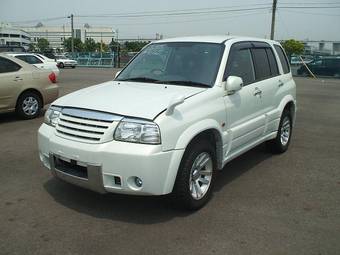 2004 Suzuki Escudo Pictures