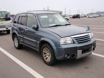 2004 Suzuki Escudo Photos