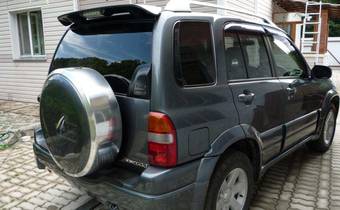 2004 Suzuki Escudo Pictures