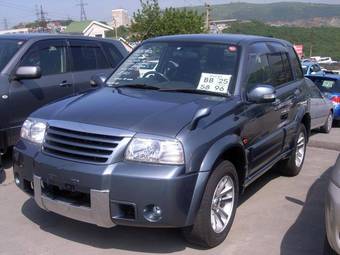 2004 Suzuki Escudo Pictures