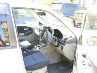 2004 Suzuki Escudo Pictures