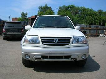 2004 Suzuki Escudo Photos
