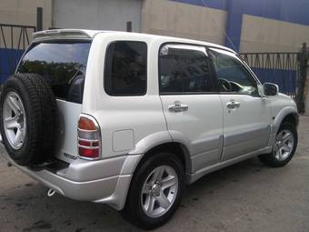 2004 Suzuki Escudo Photos