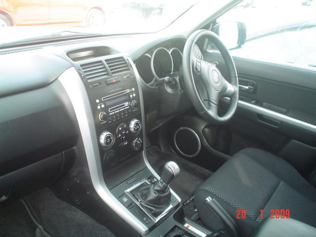 2005 Suzuki Escudo