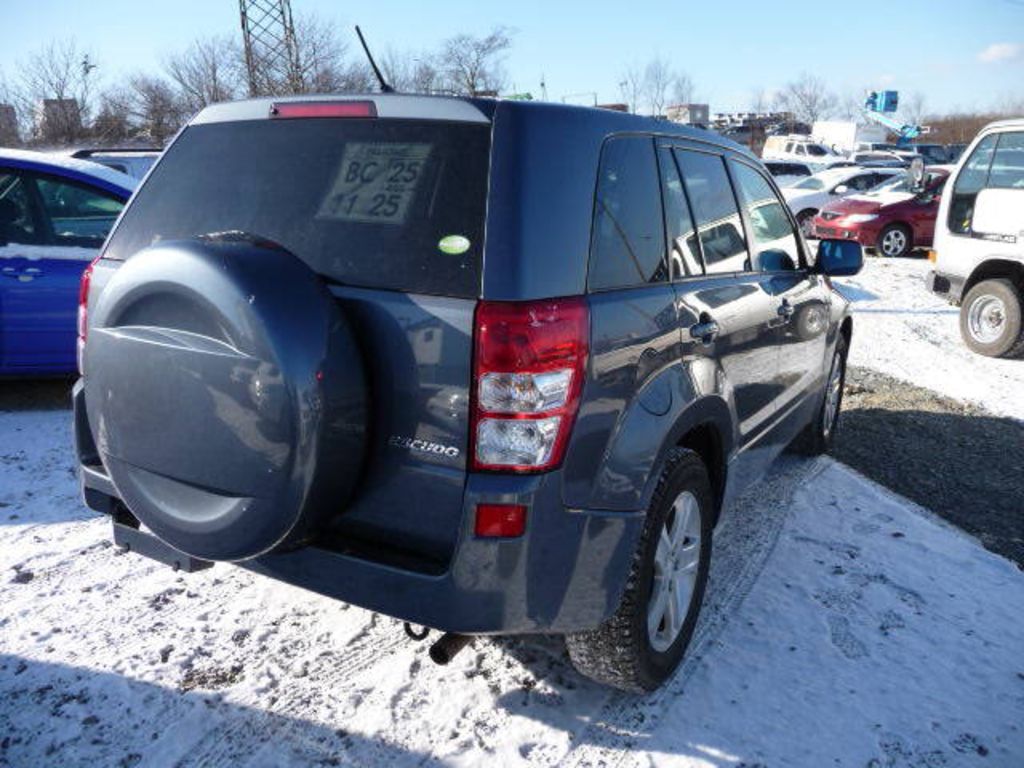2005 Suzuki Escudo