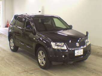 2005 Suzuki Escudo Photos