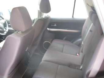 2005 Suzuki Escudo Photos