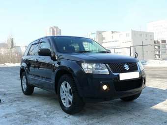 2005 Suzuki Escudo Photos