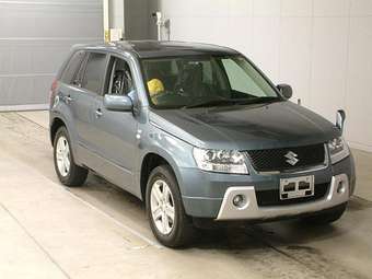 2005 Suzuki Escudo Pictures