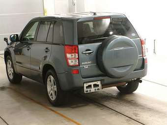 2005 Suzuki Escudo Pictures
