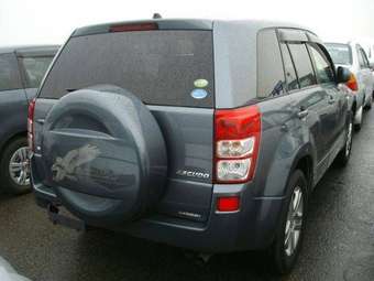 2005 Suzuki Escudo Photos