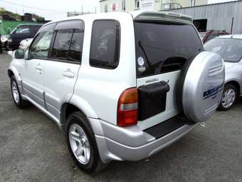 2005 Suzuki Escudo Images