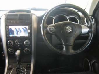 2005 Suzuki Escudo Pictures