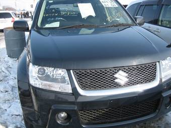 2005 Suzuki Escudo Photos