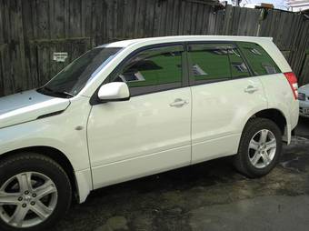 2005 Suzuki Escudo Photos