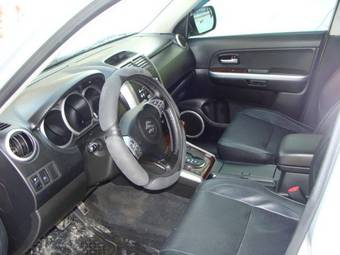 2005 Suzuki Escudo Photos