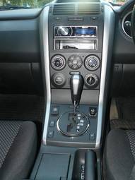 2005 Suzuki Escudo Pics