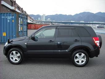 2005 Suzuki Escudo Pictures