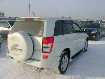 2005 Suzuki Escudo Pictures