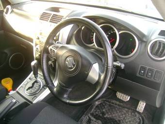 2005 Suzuki Escudo Photos