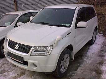 2005 Suzuki Escudo Pictures