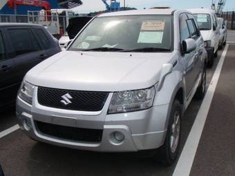 2005 Suzuki Escudo Photos