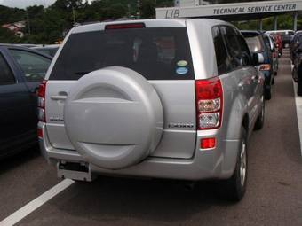 2005 Suzuki Escudo Photos