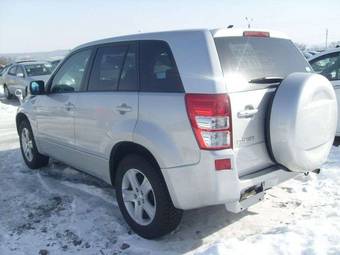 2005 Suzuki Escudo Photos