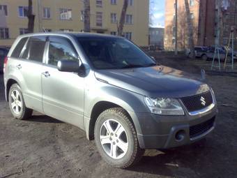 2005 Suzuki Escudo Photos