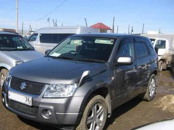 2005 Suzuki Escudo Photos