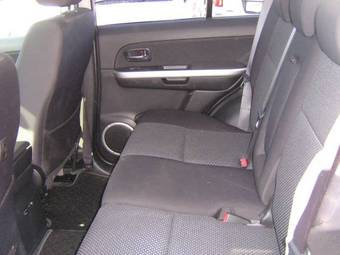 2005 Suzuki Escudo Photos