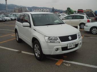 2005 Suzuki Escudo Pictures