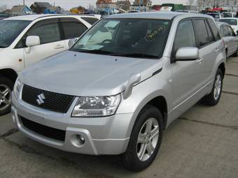 2005 Suzuki Escudo Photos