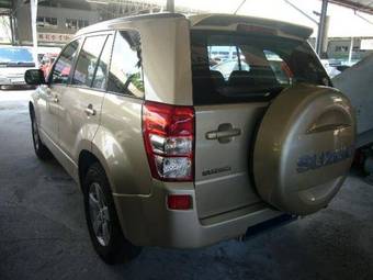 2005 Suzuki Escudo Photos
