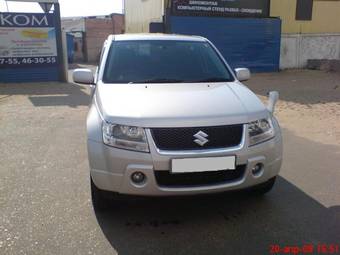 2005 Suzuki Escudo Photos