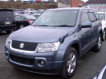 2005 Suzuki Escudo Pictures