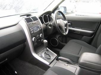 2005 Suzuki Escudo Pictures