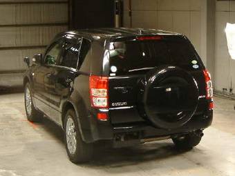 2005 Suzuki Escudo Photos